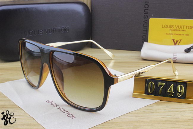 Louis Vuitton Sunglasses AAA+ ID:20220503-60